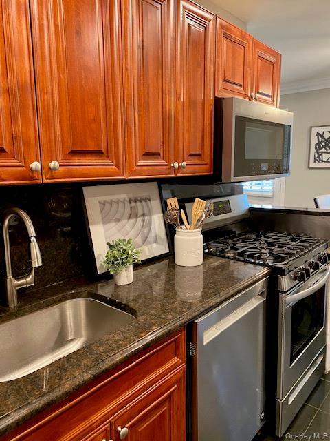 652 Veterans Highway # 1-2A, Hauppauge, NY 11788