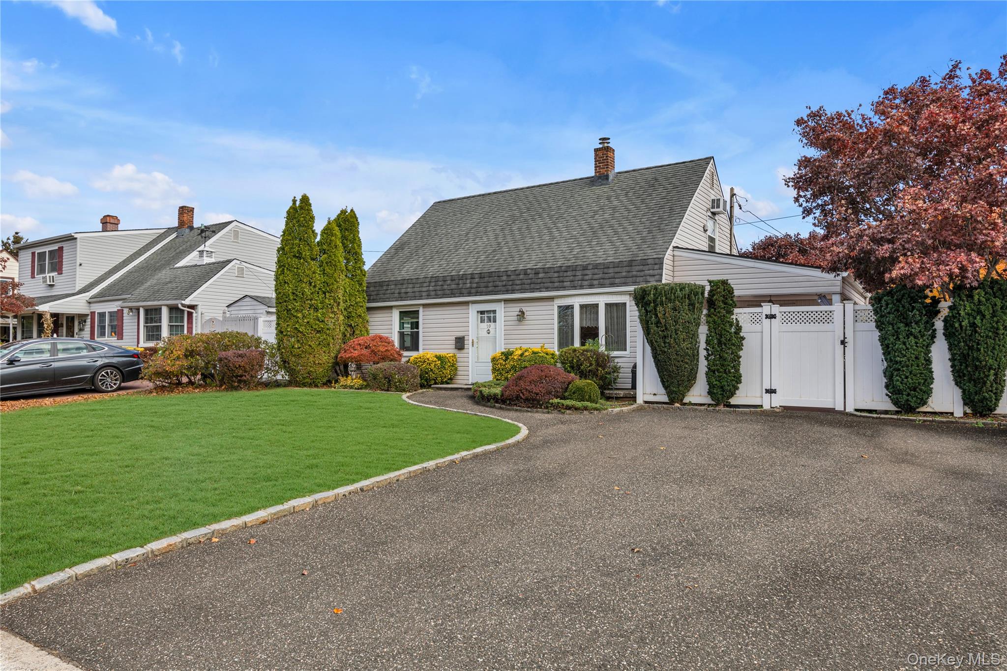 59 Gun Lane, Levittown, NY 11756