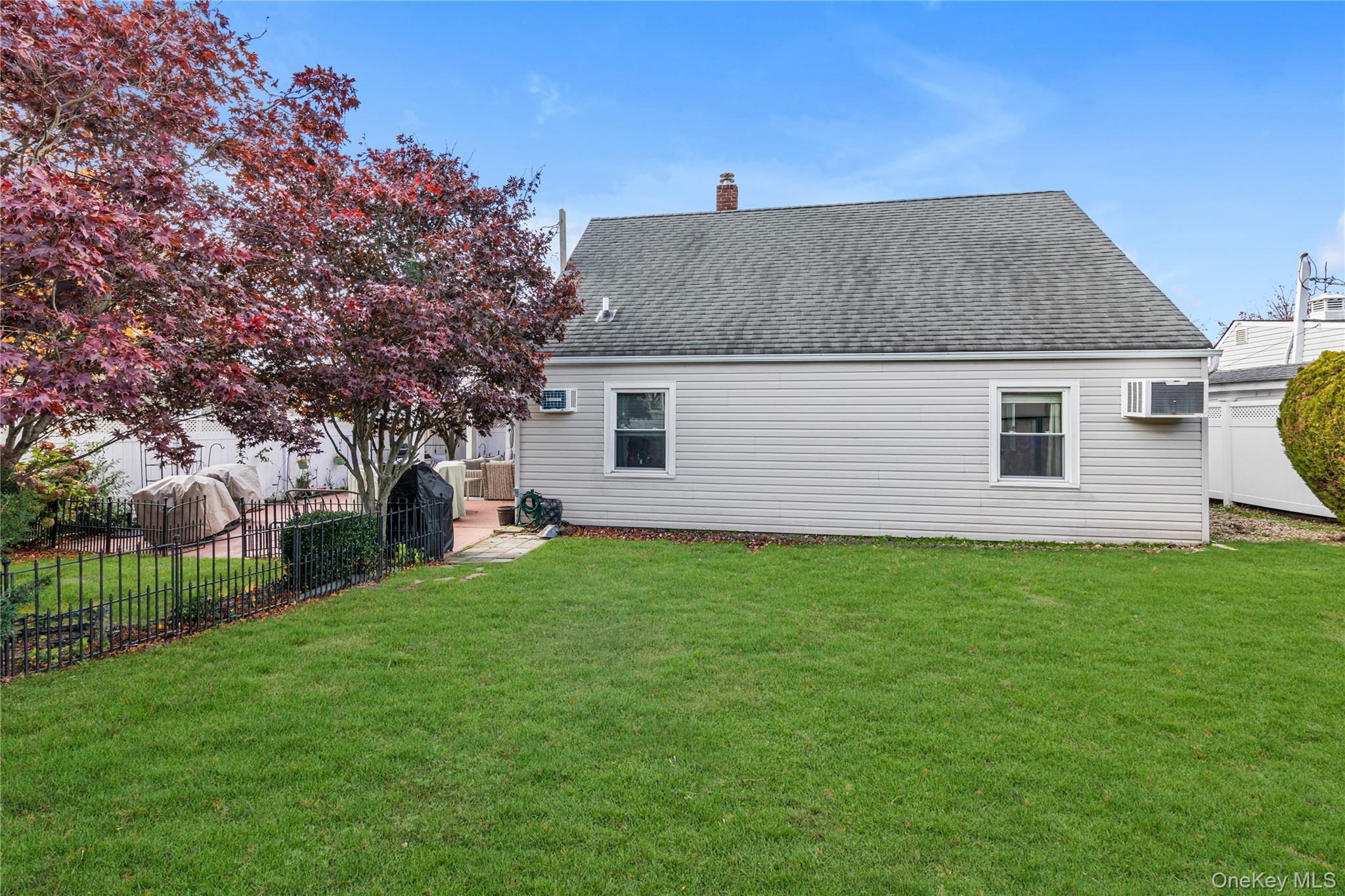 59 Gun Lane, Levittown, NY 11756