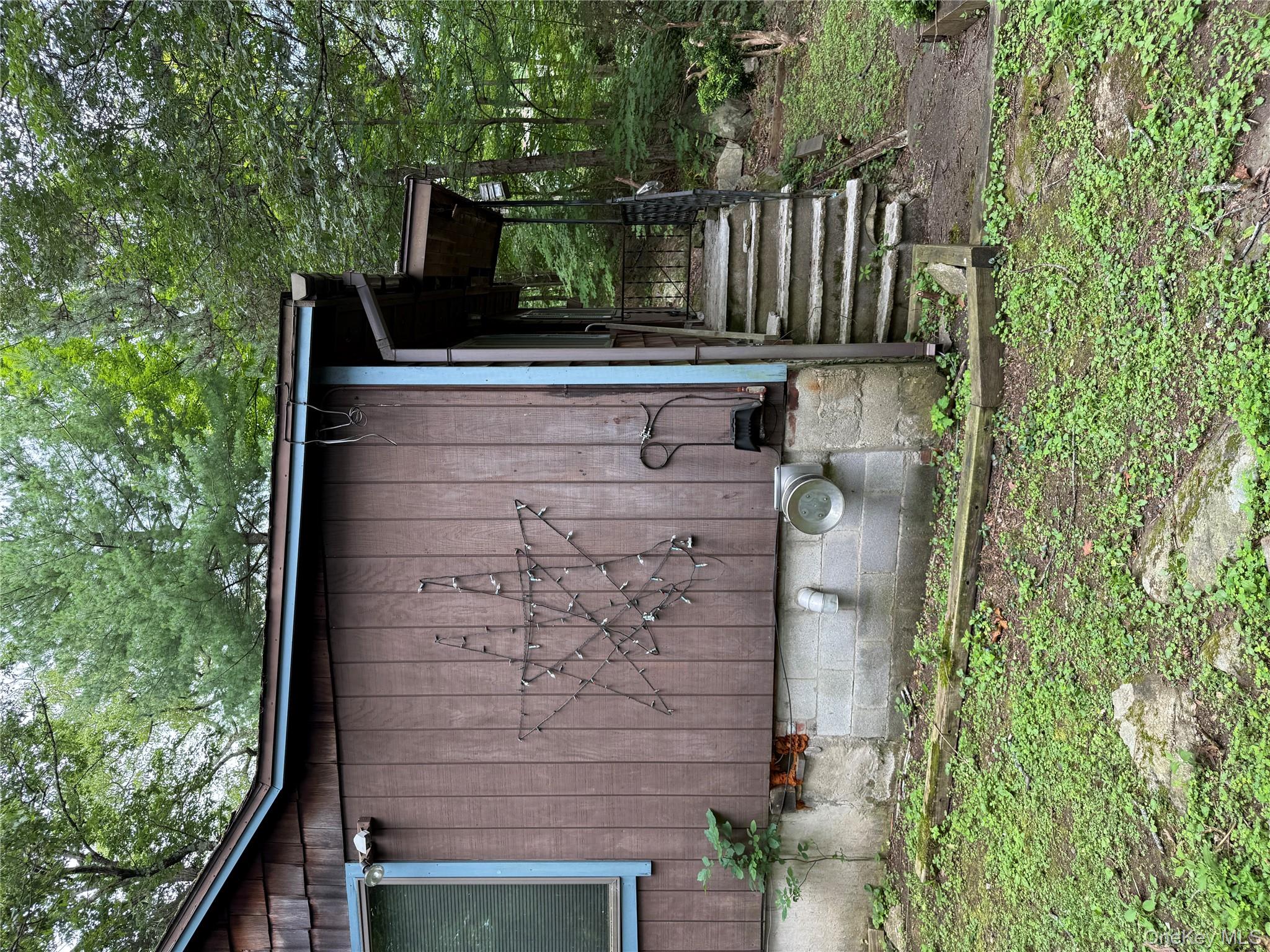 102 Hillair Road, Lake Peekskill, NY 10537