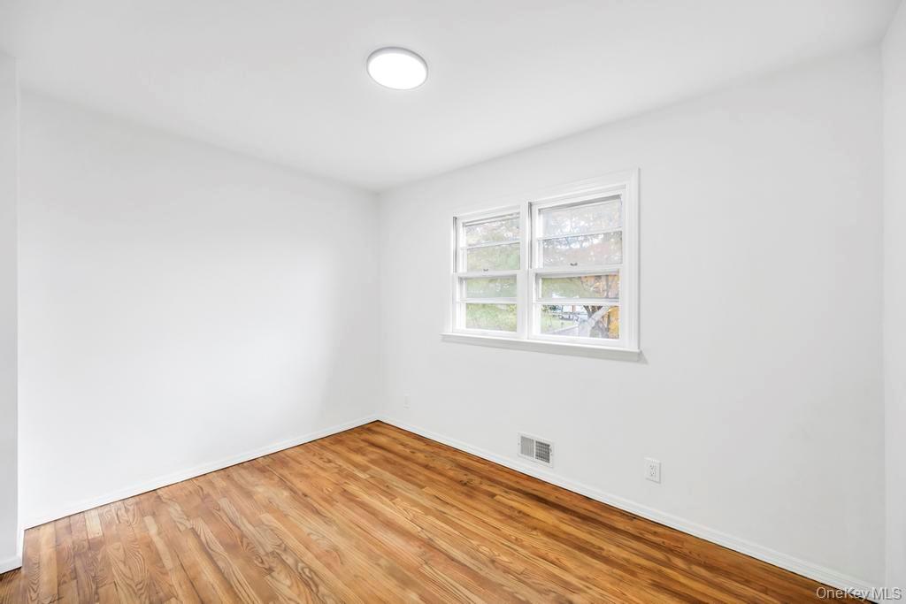 4 Washington Avenue, Smithtown, NY 11787