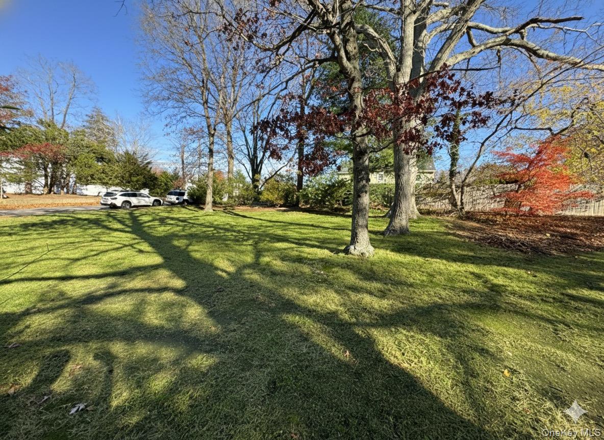 4 Washington Avenue, Smithtown, NY 11787