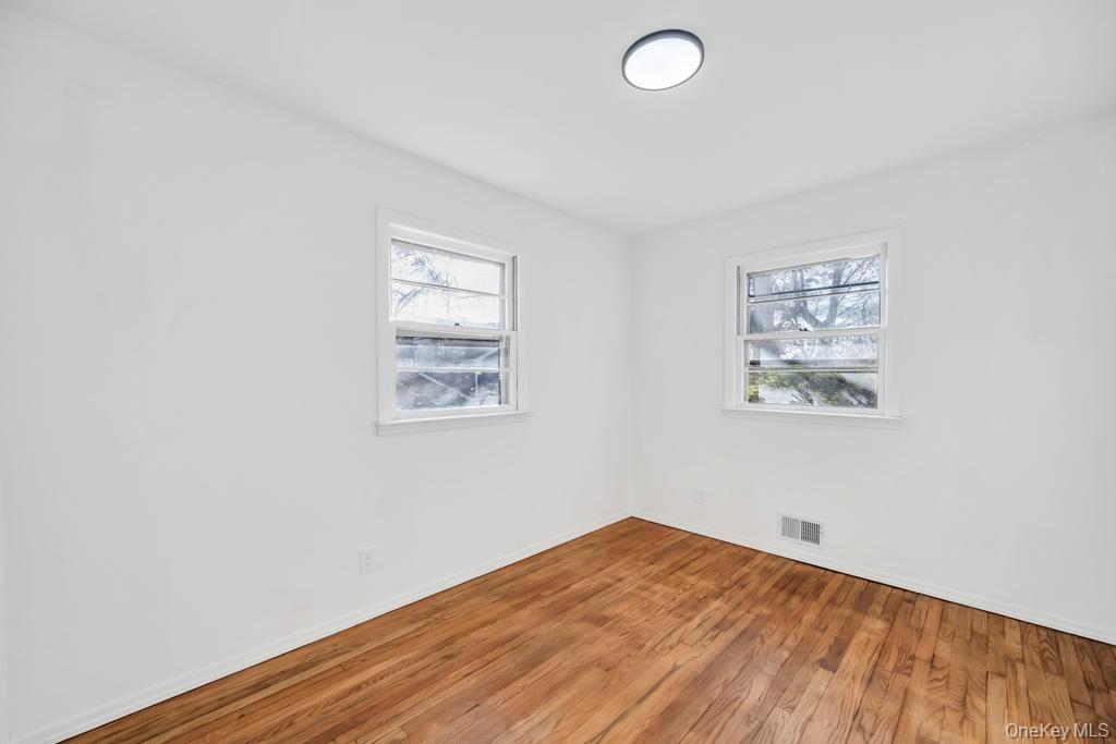 4 Washington Avenue, Smithtown, NY 11787