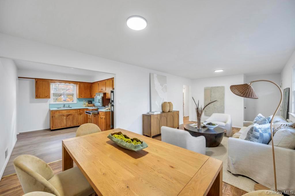 4 Washington Avenue, Smithtown, NY 11787