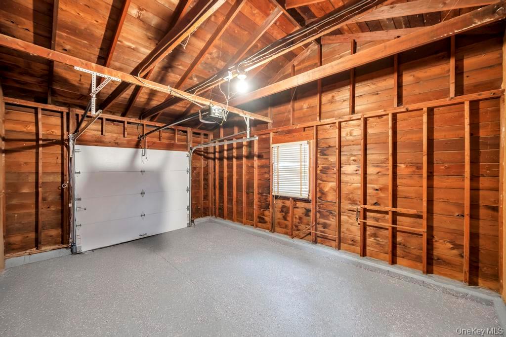 4 Washington Avenue, Smithtown, NY 11787