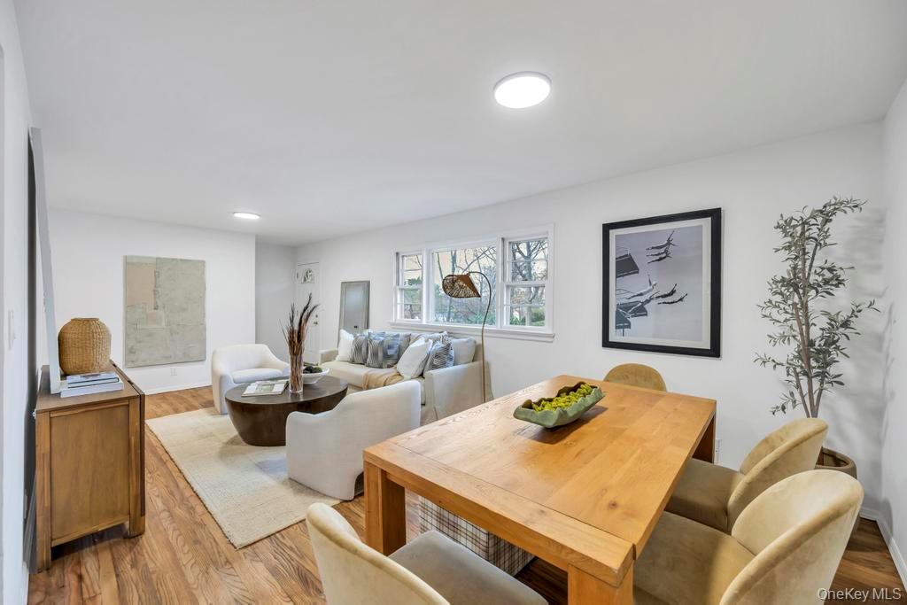 4 Washington Avenue, Smithtown, NY 11787