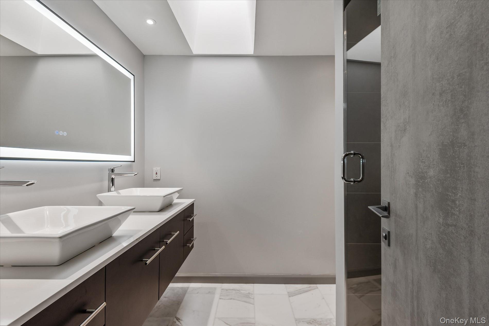 369 E Shore Road, Great Neck, NY 11024