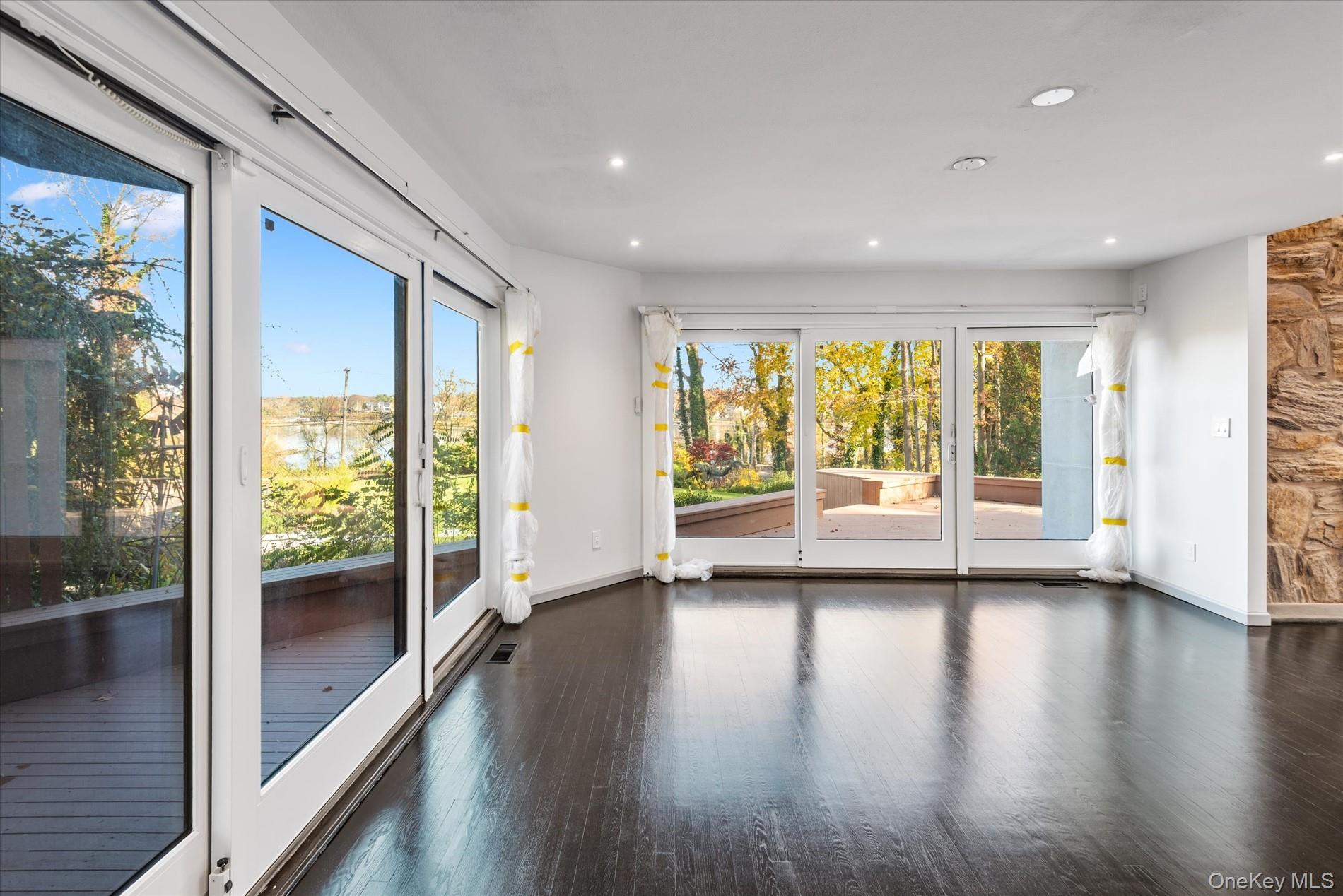 369 E Shore Road, Great Neck, NY 11024