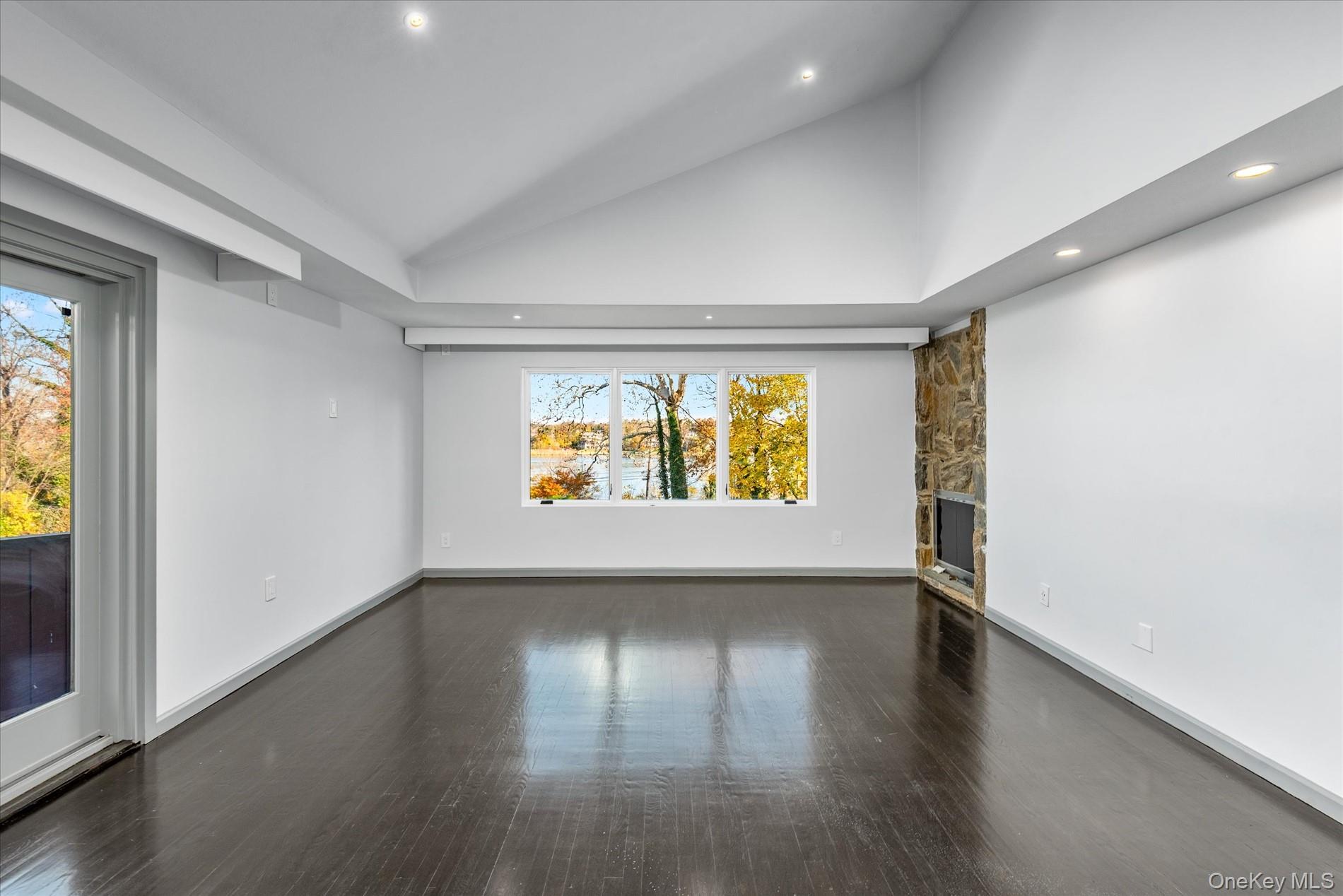 369 E Shore Road, Great Neck, NY 11024