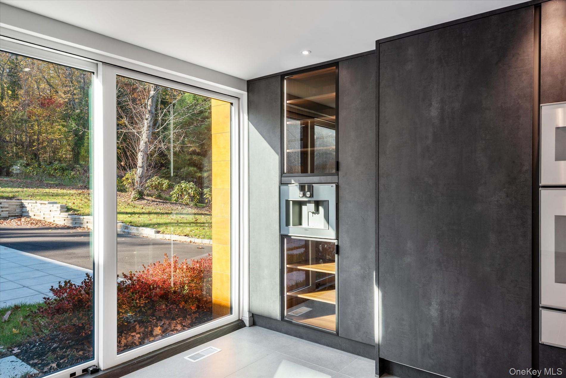 369 E Shore Road, Great Neck, NY 11024