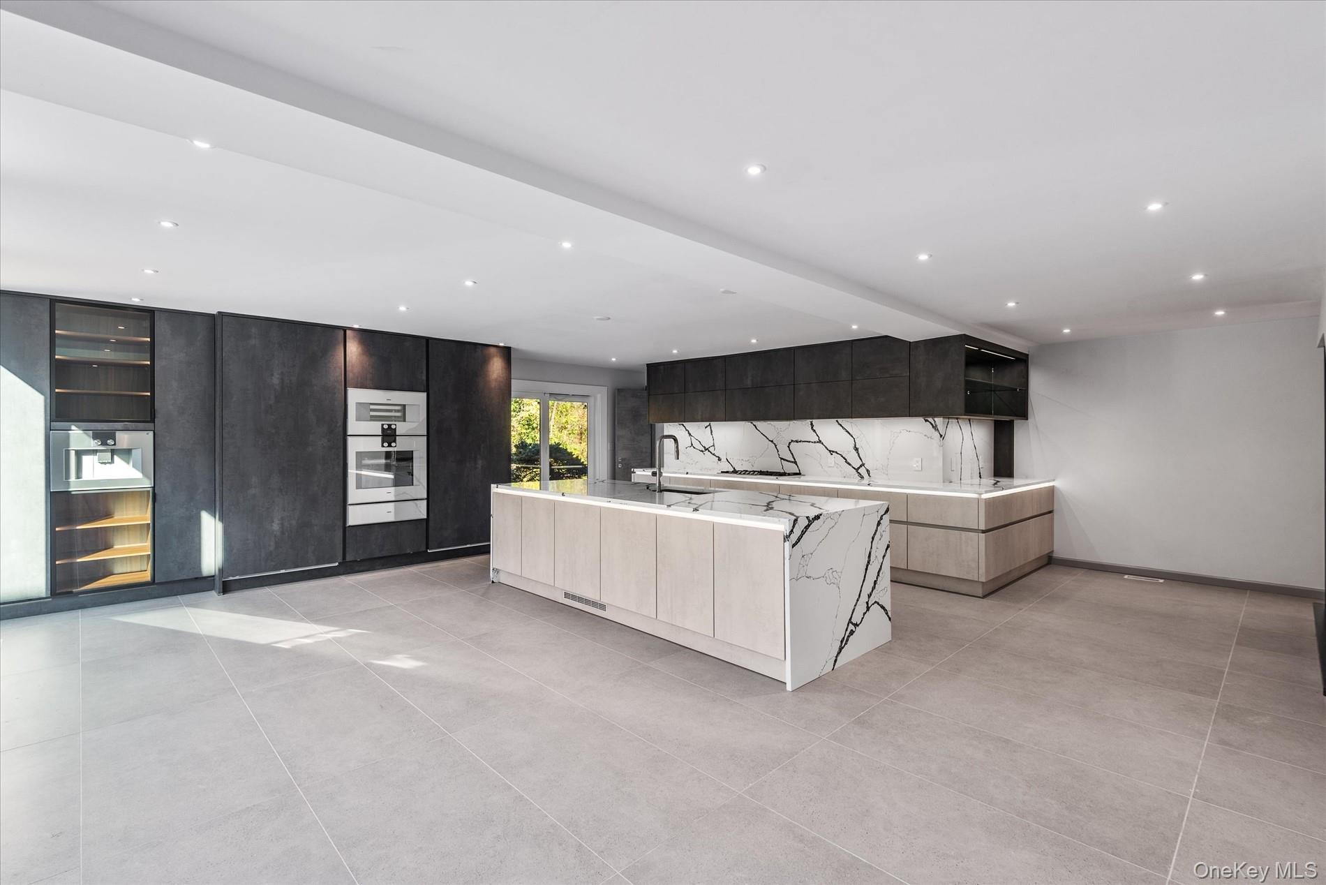 369 E Shore Road, Great Neck, NY 11024