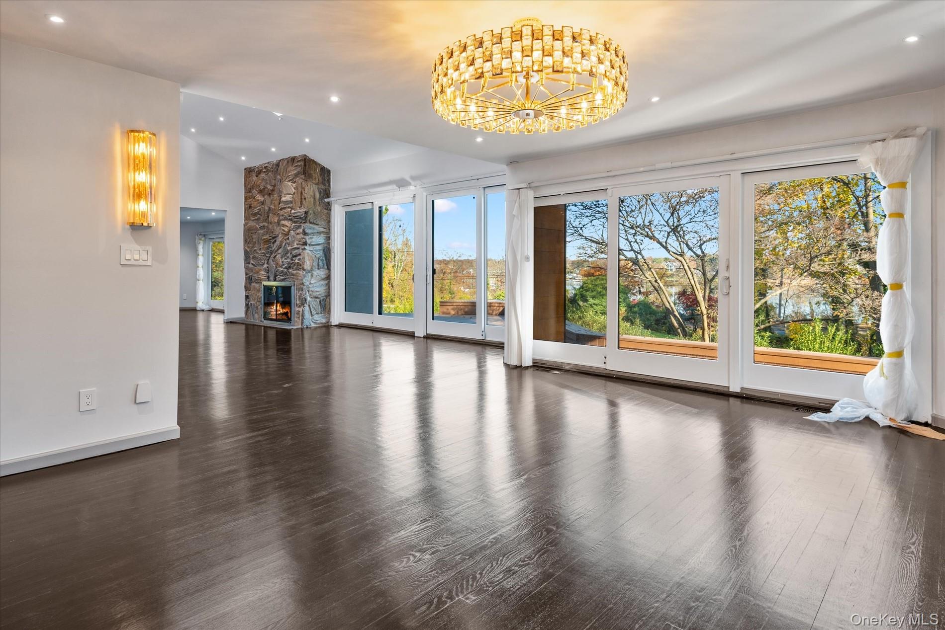 369 E Shore Road, Great Neck, NY 11024