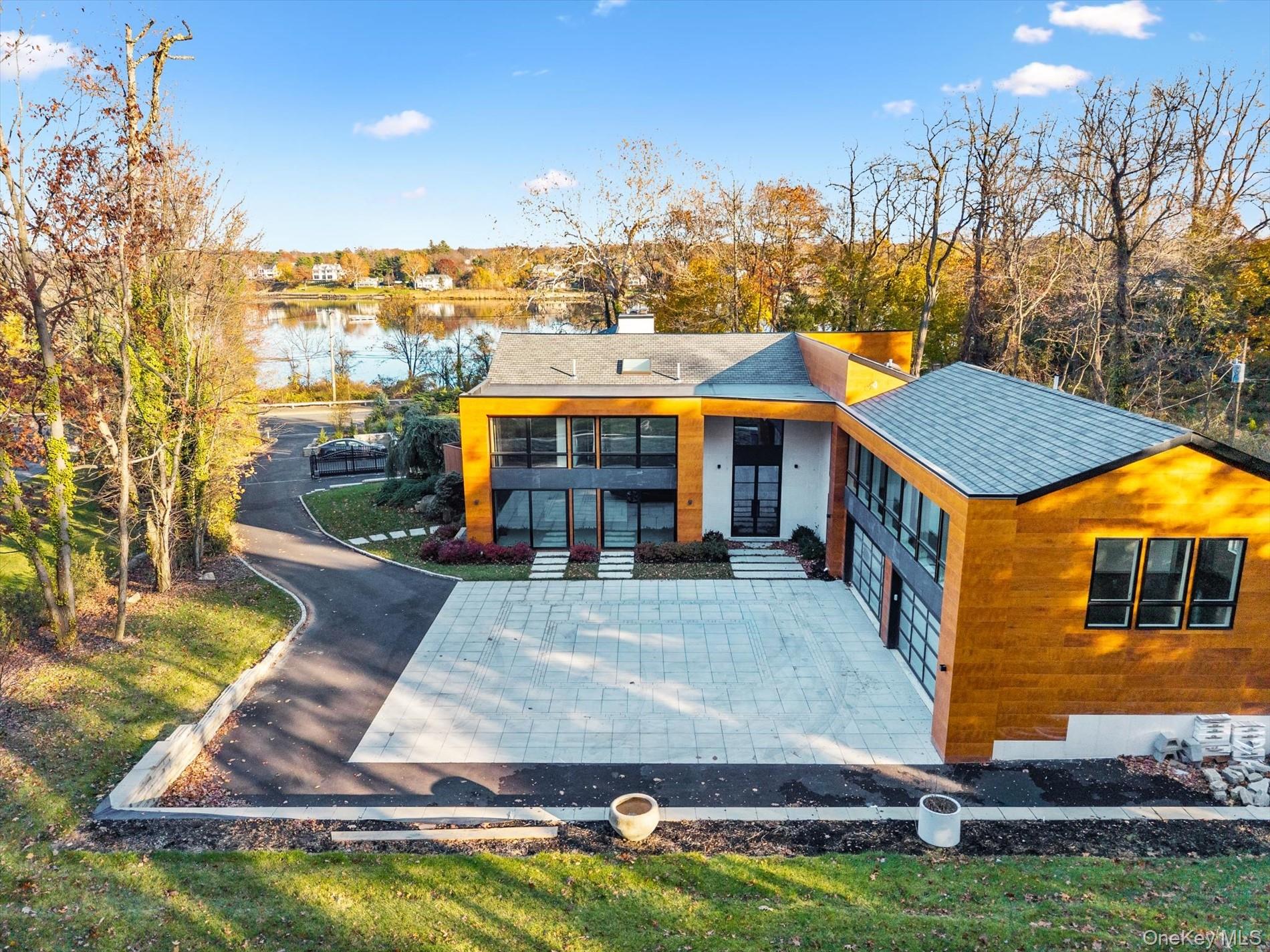 369 E Shore Road, Great Neck, NY 11024