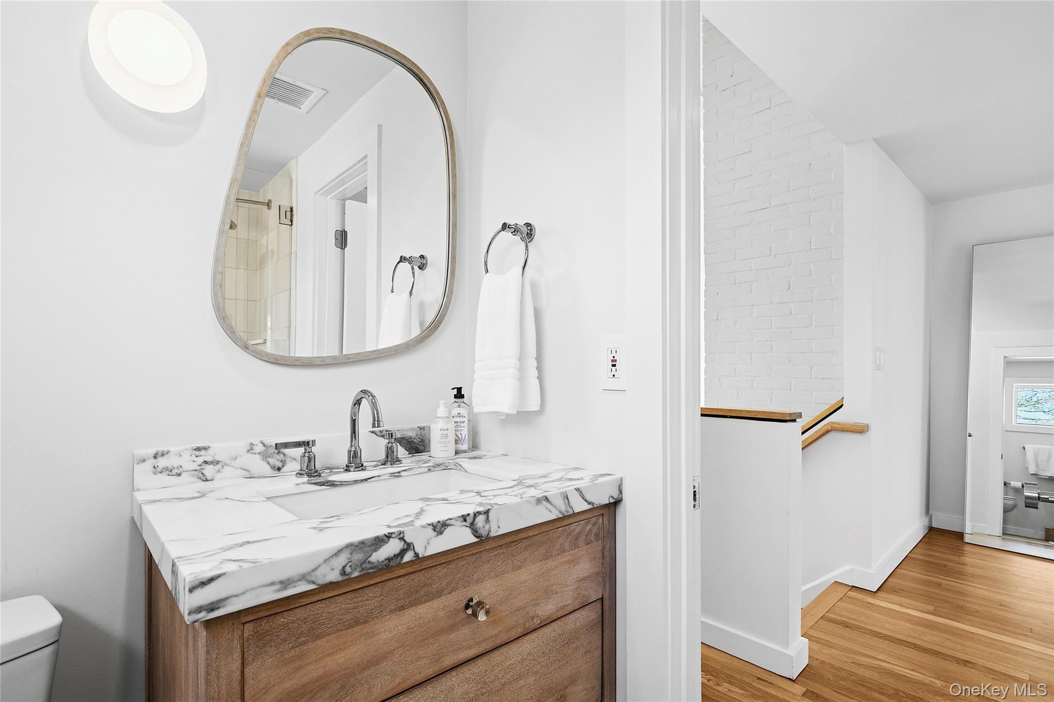 34 Floyd Street, East Hampton, NY 11937