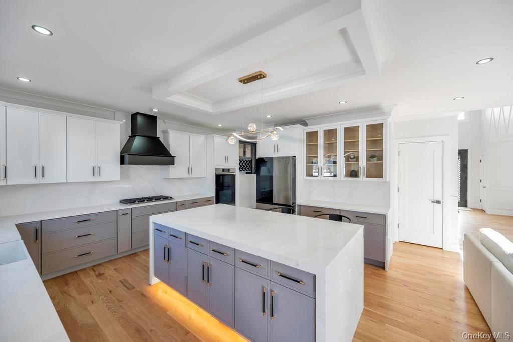 41 Coachman Lane, Levittown, NY 11756