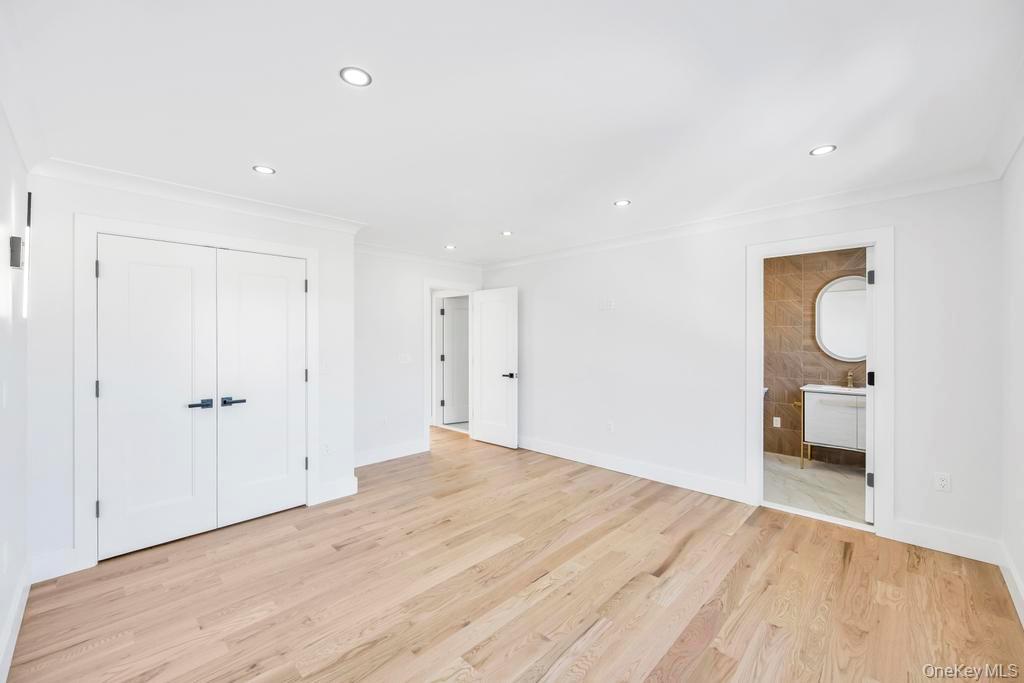 41 Coachman Lane, Levittown, NY 11756