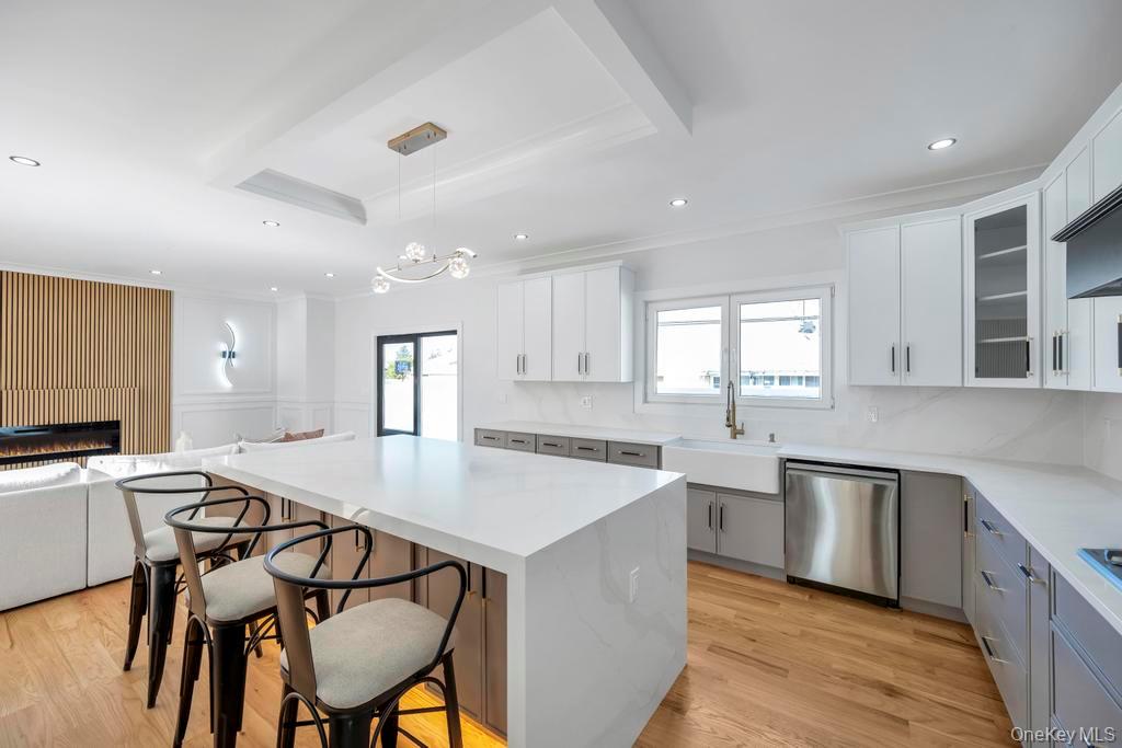 41 Coachman Lane, Levittown, NY 11756