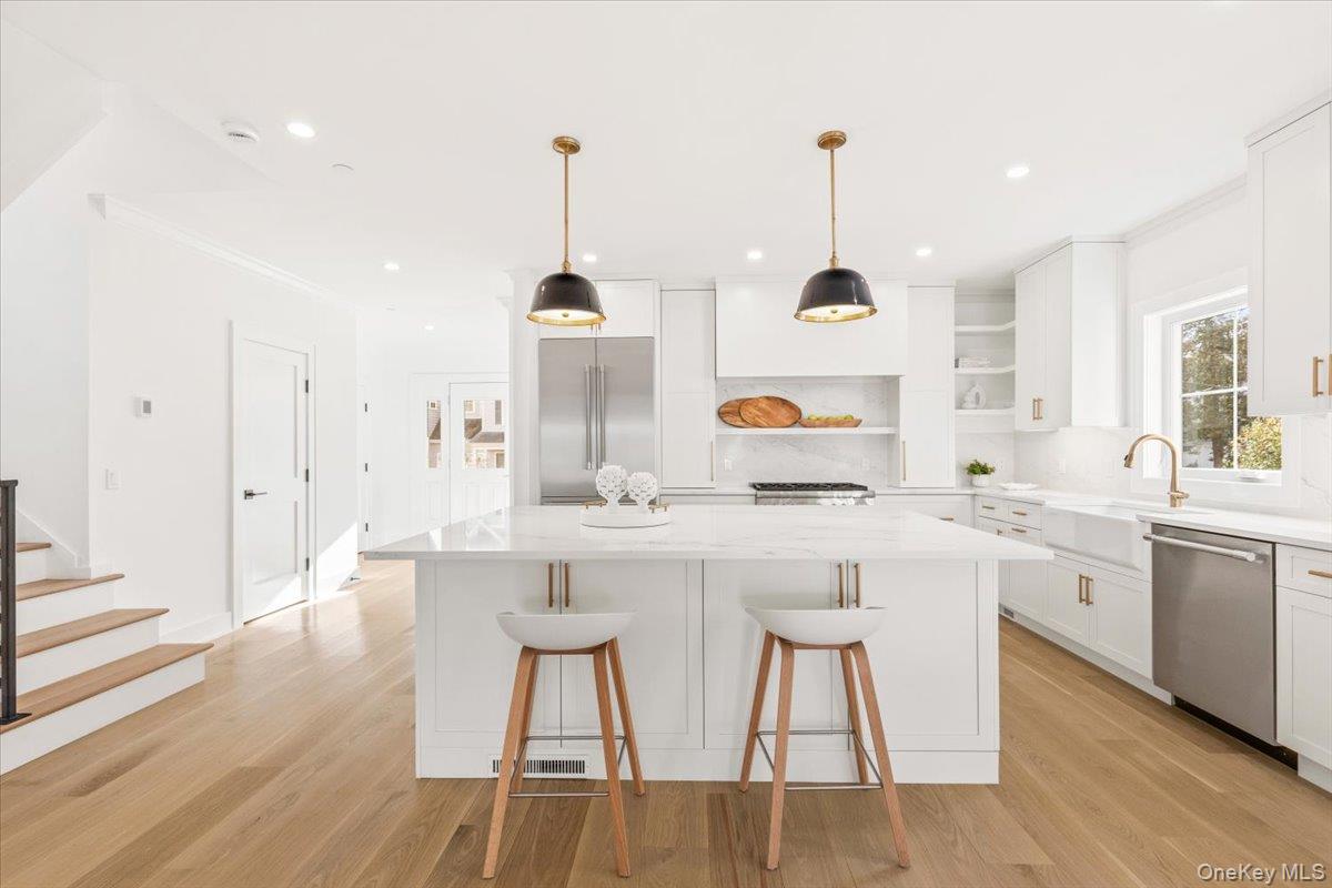 60 Grapal Street, Rye, NY 10580