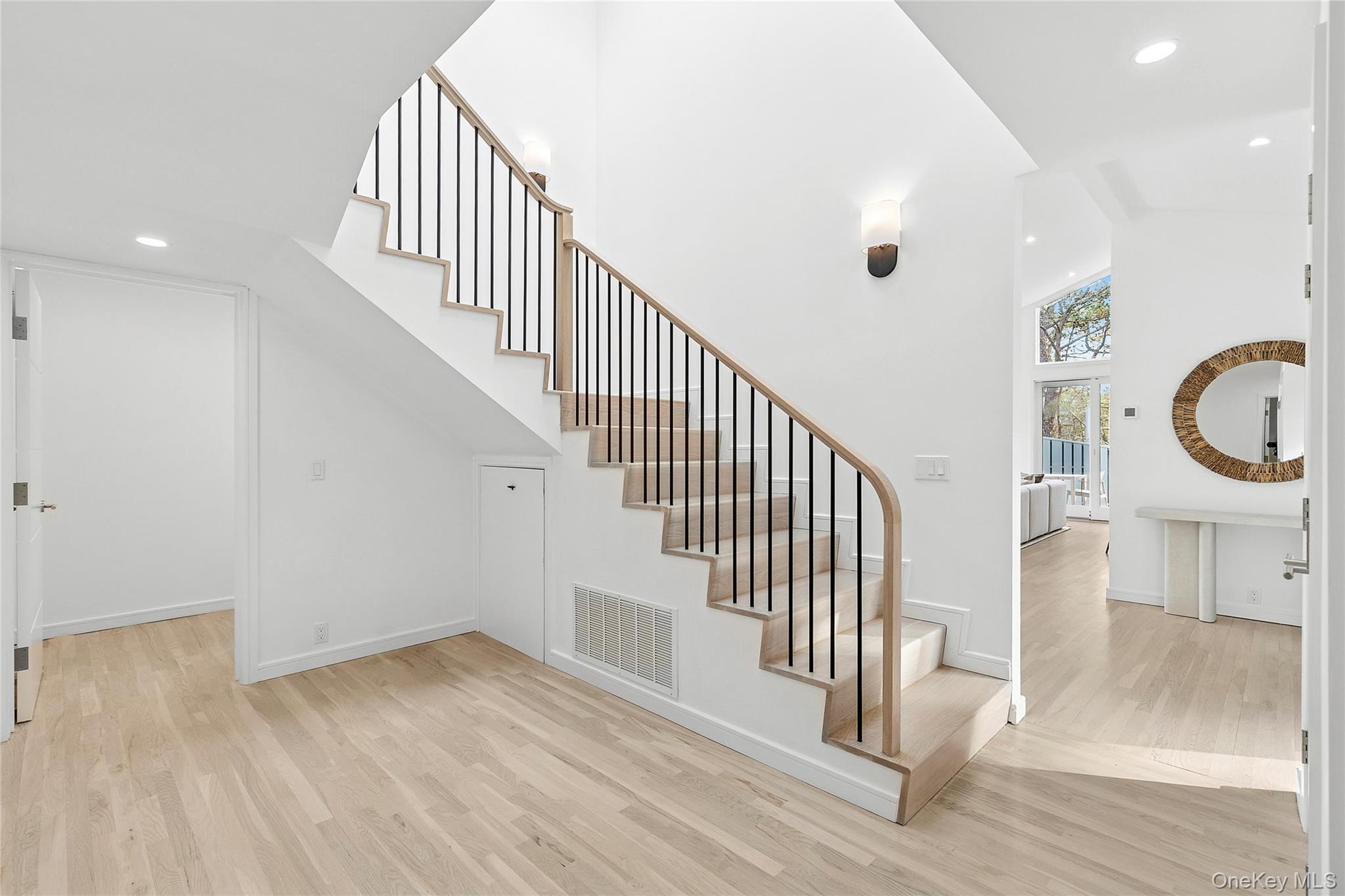 37 Gilberts Path, Amagansett, NY 11930