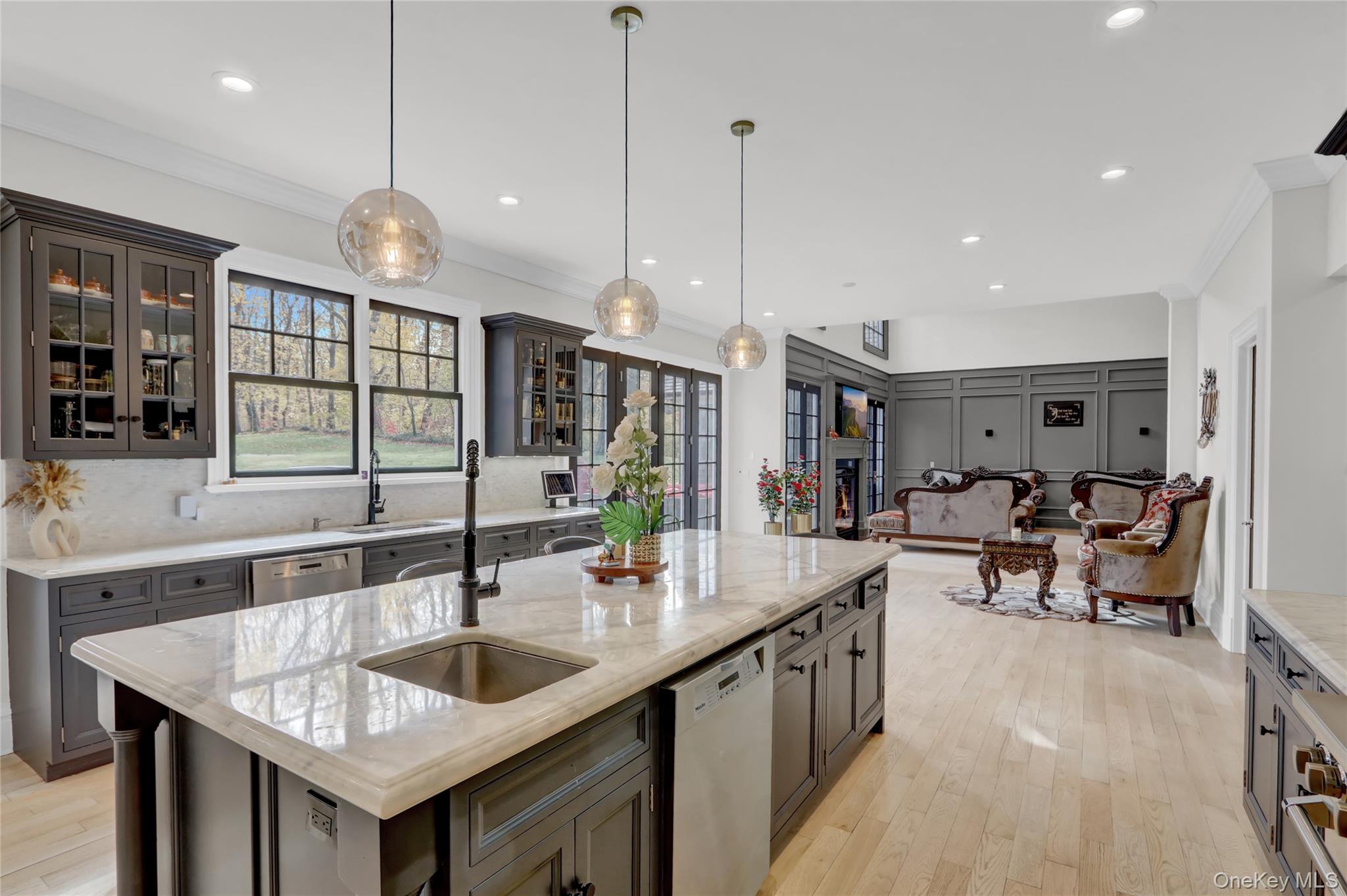 119 Wheatley Road, Old Westbury, NY 11568