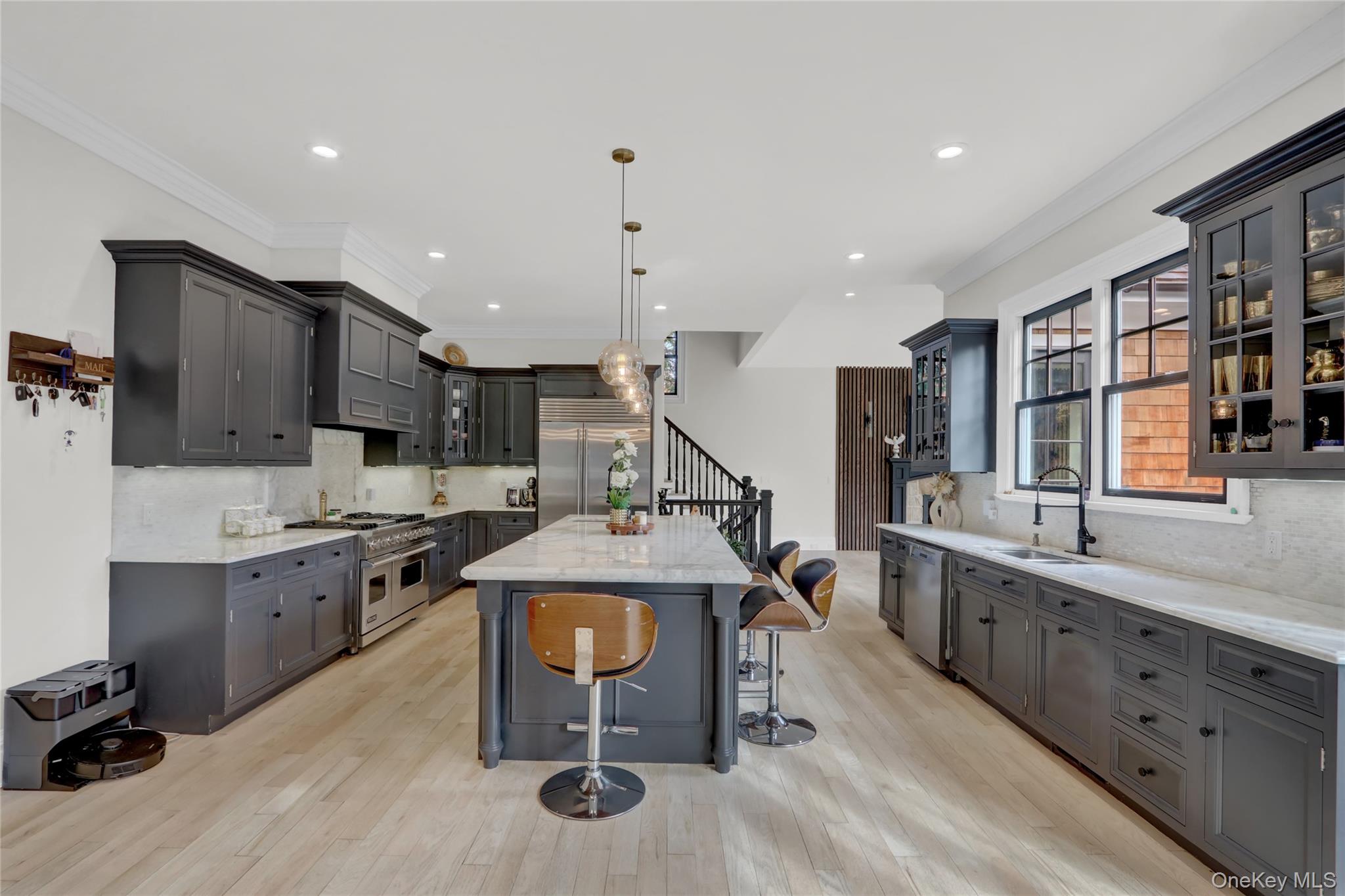 119 Wheatley Road, Old Westbury, NY 11568