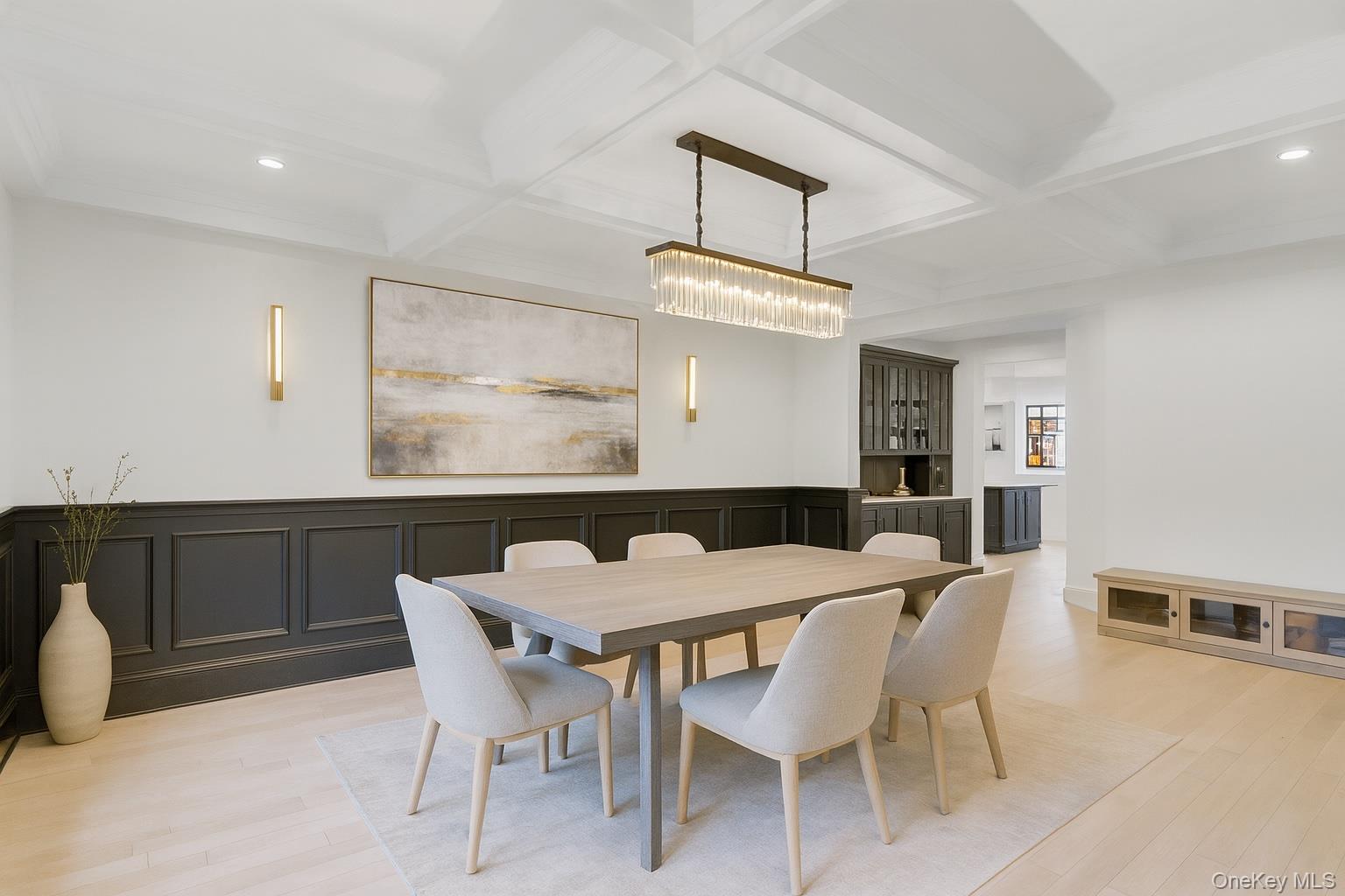 119 Wheatley Road, Old Westbury, NY 11568