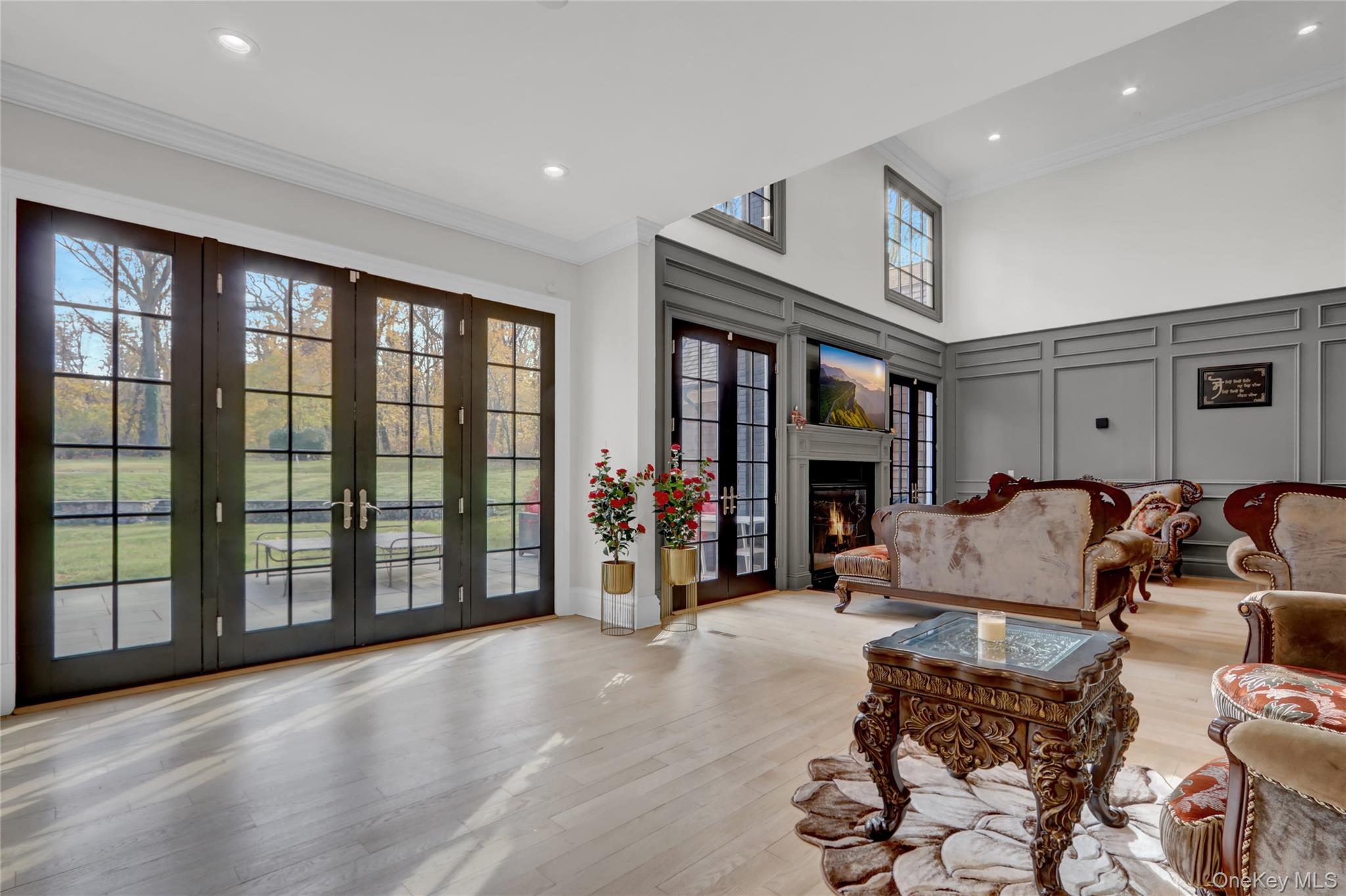 119 Wheatley Road, Old Westbury, NY 11568