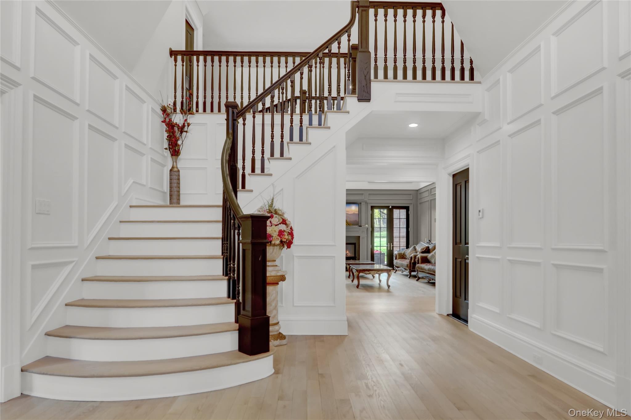 119 Wheatley Road, Old Westbury, NY 11568