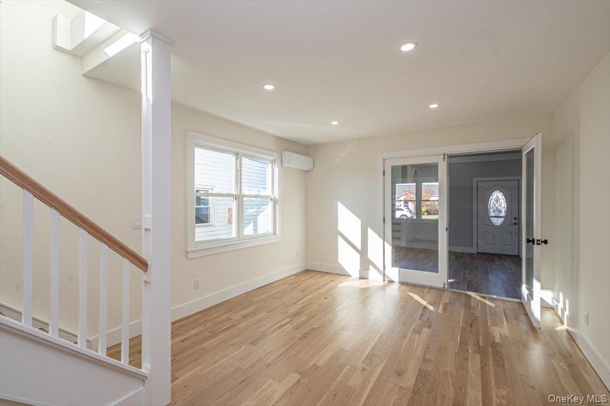 55 Alhambra Road, Massapequa, NY 11758