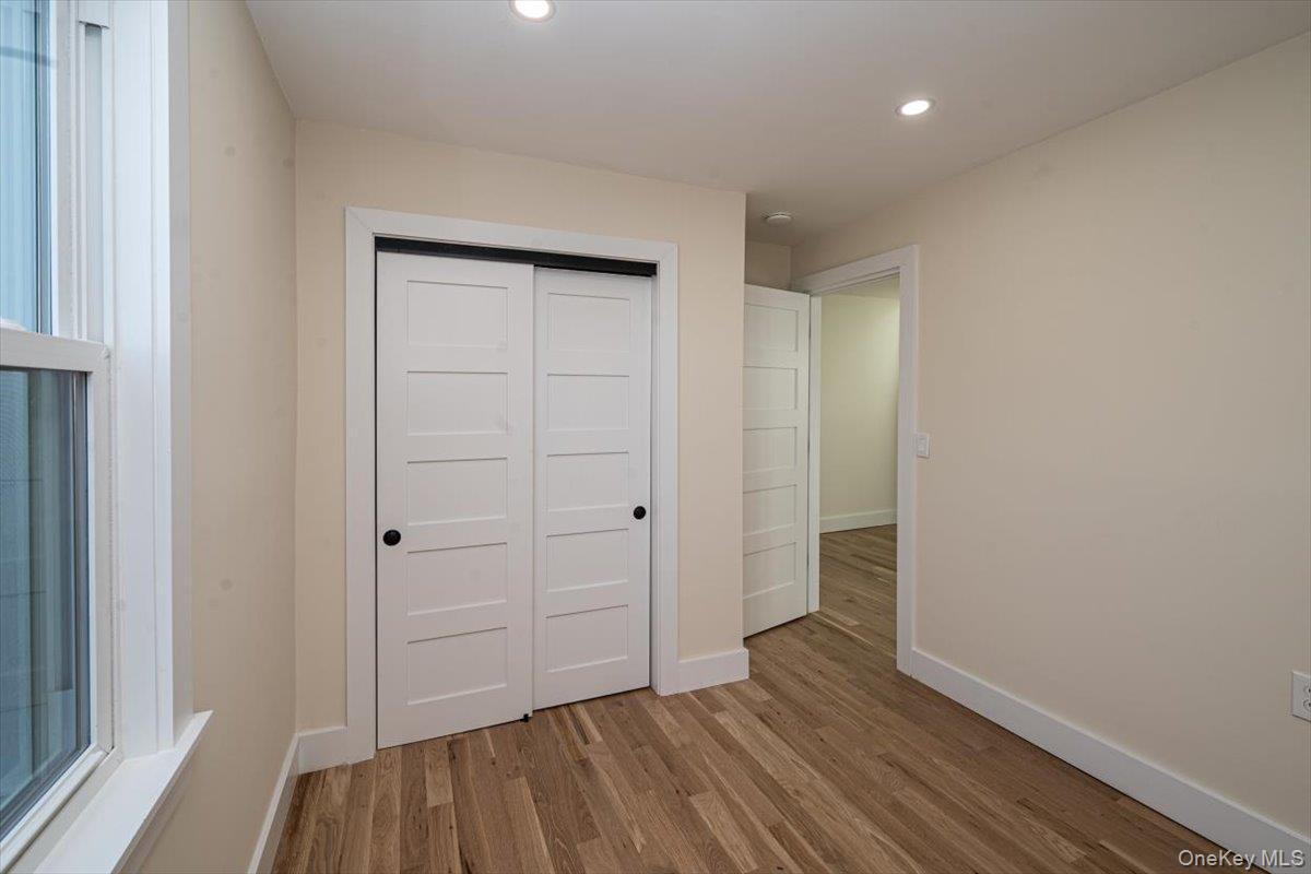 55 Alhambra Road, Massapequa, NY 11758