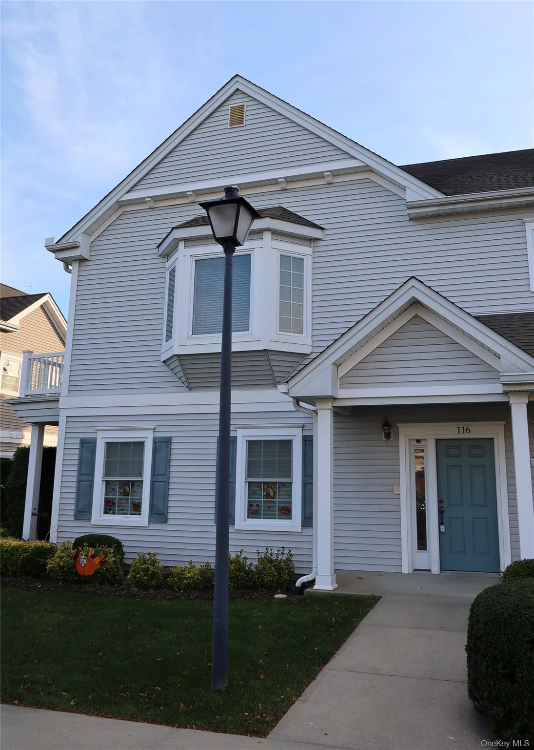 116 Kenneth Court # 116, Amityville, NY 11701