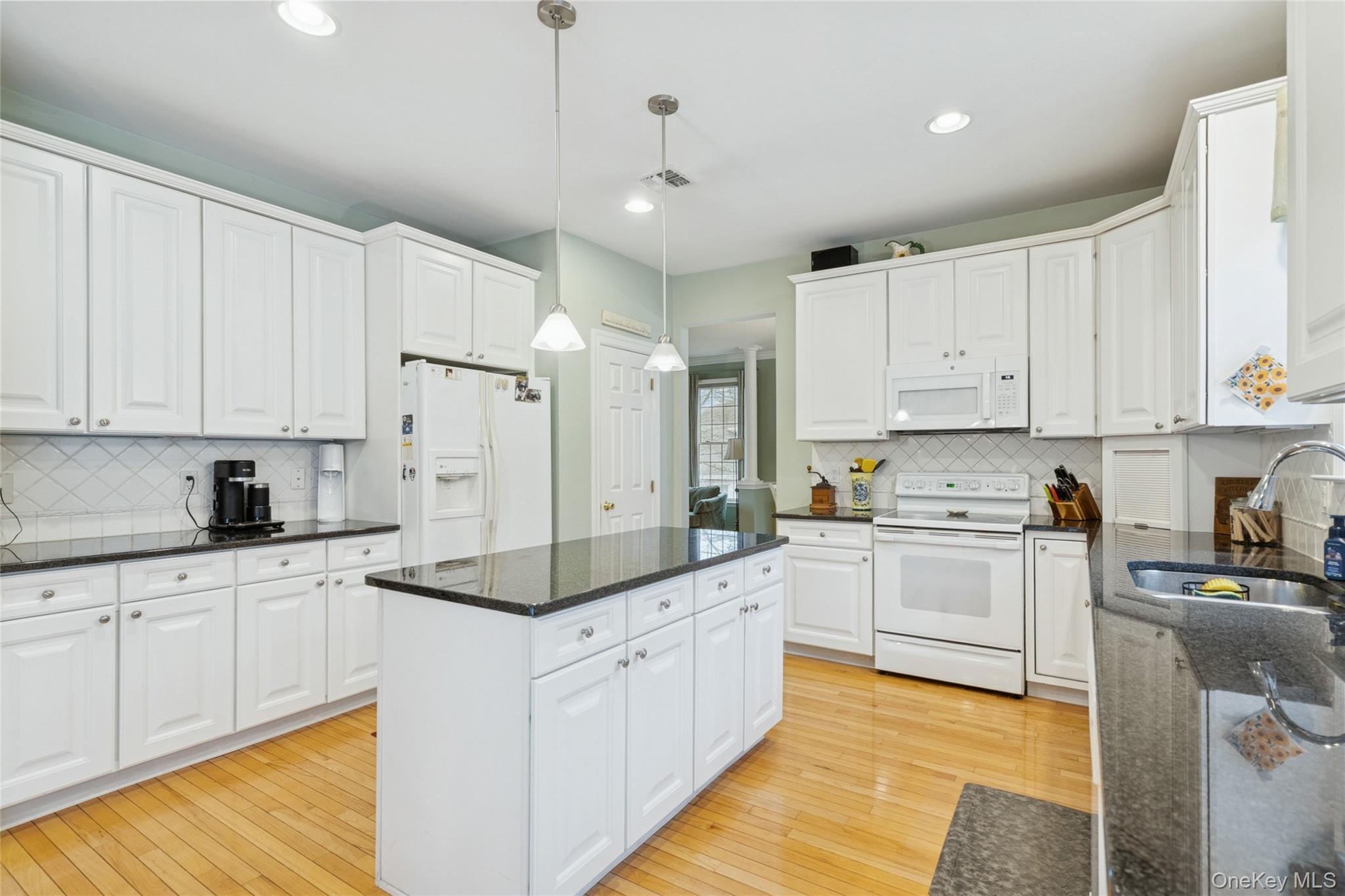 51 Cedar Drive, Tuxedo Park, NY 10987