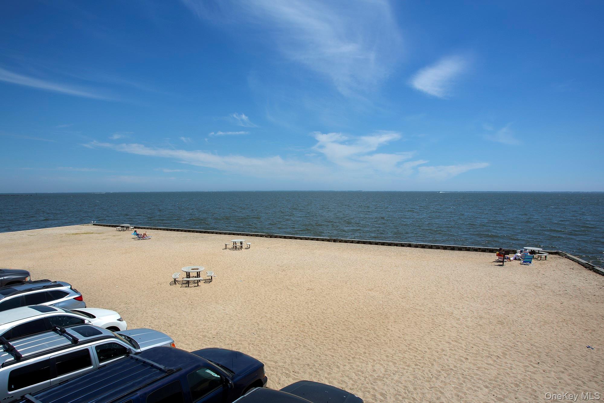 333 Candee Avenue # G3, Sayville, NY 11782