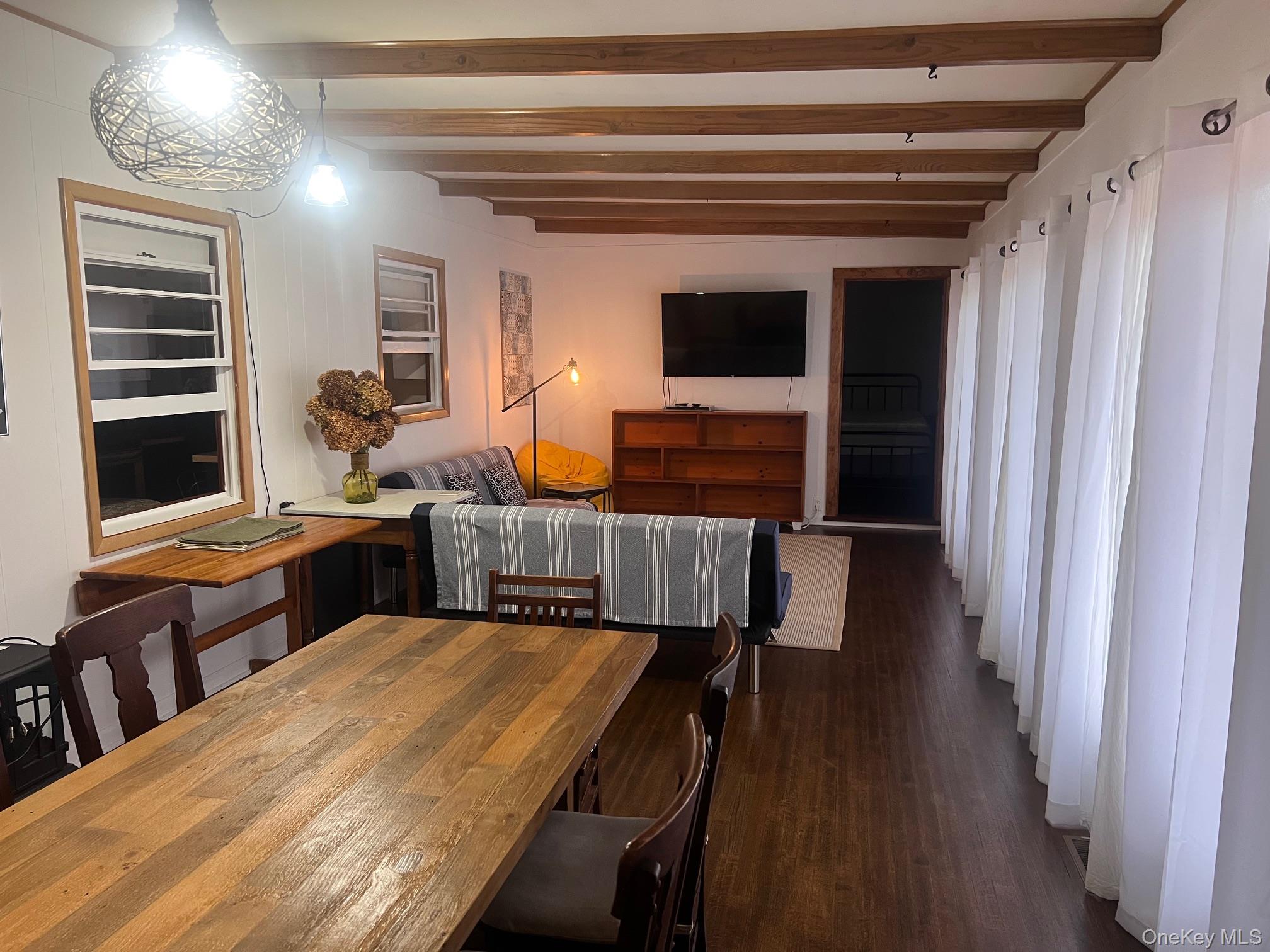 105 Krause Road, Mattituck, NY 11952