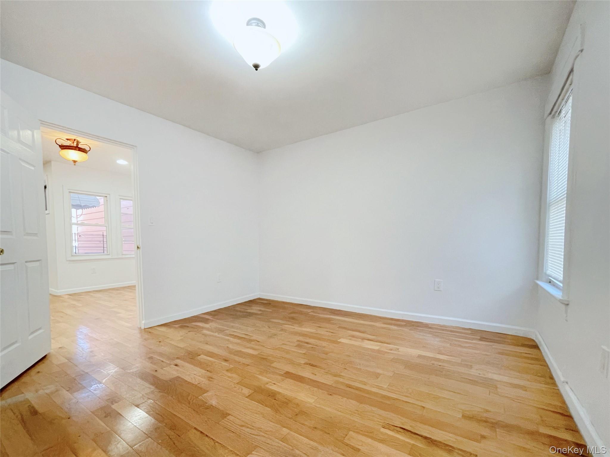 8735 129th Street, Richmond Hill, NY 11418