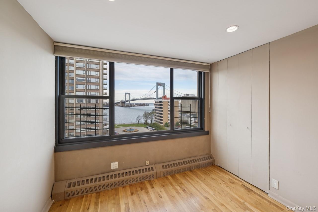 166-26 Powells Cove Boulevard # 9A, Beechhurst, NY 11357