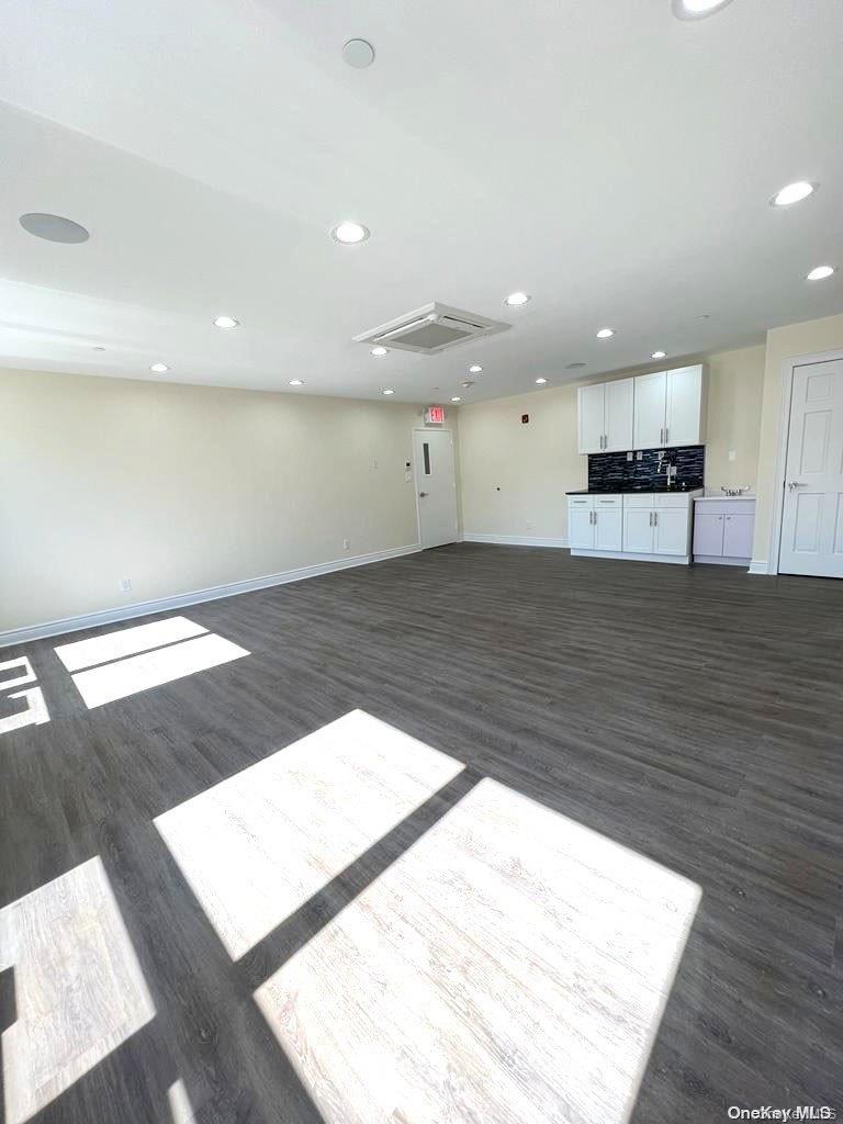 8015 188th Street, Jamaica Estates, NY 11423