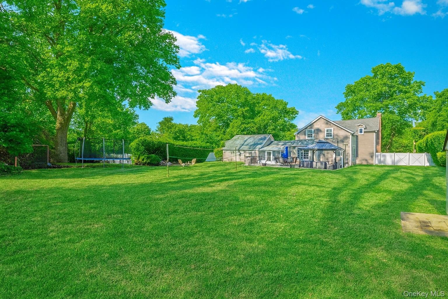 143 Oak Street, Amityville, NY 11701