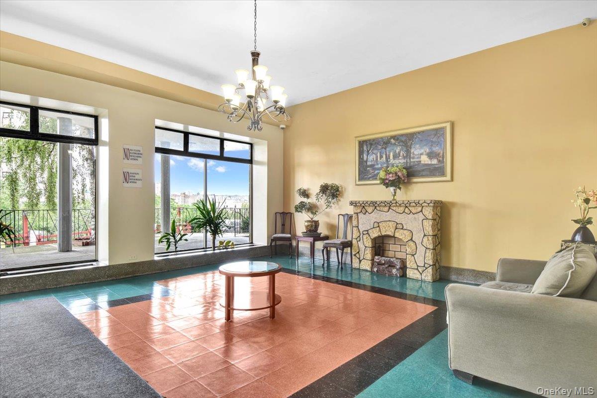 2630 Kingsbridge Terrace # 2R, Bronx, NY 10463