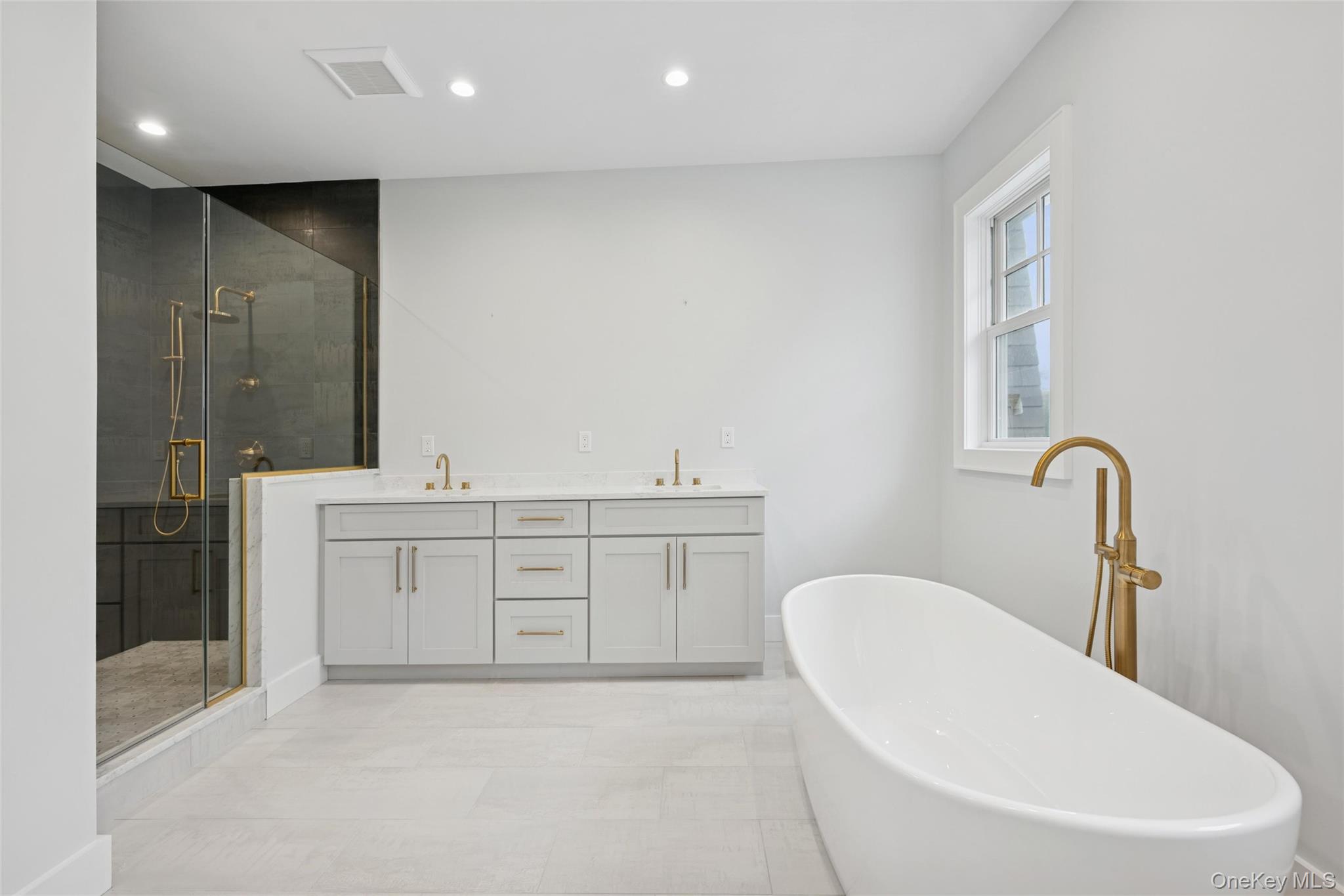 150 Deer Run, Southold, NY 11971