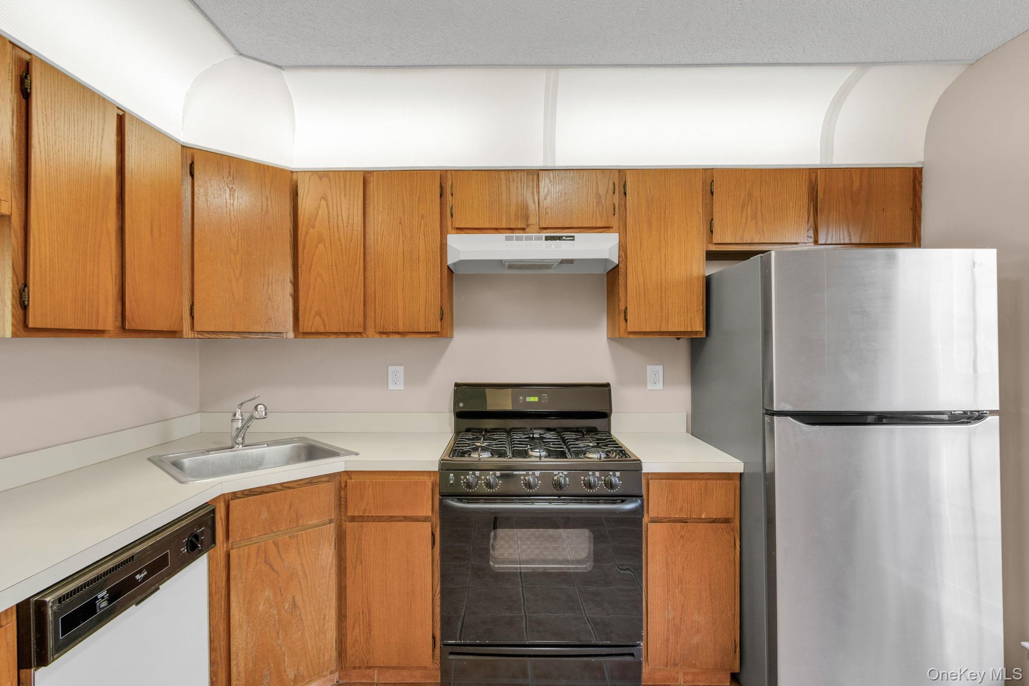 1 Juniper Court, Peekskill, NY 10566