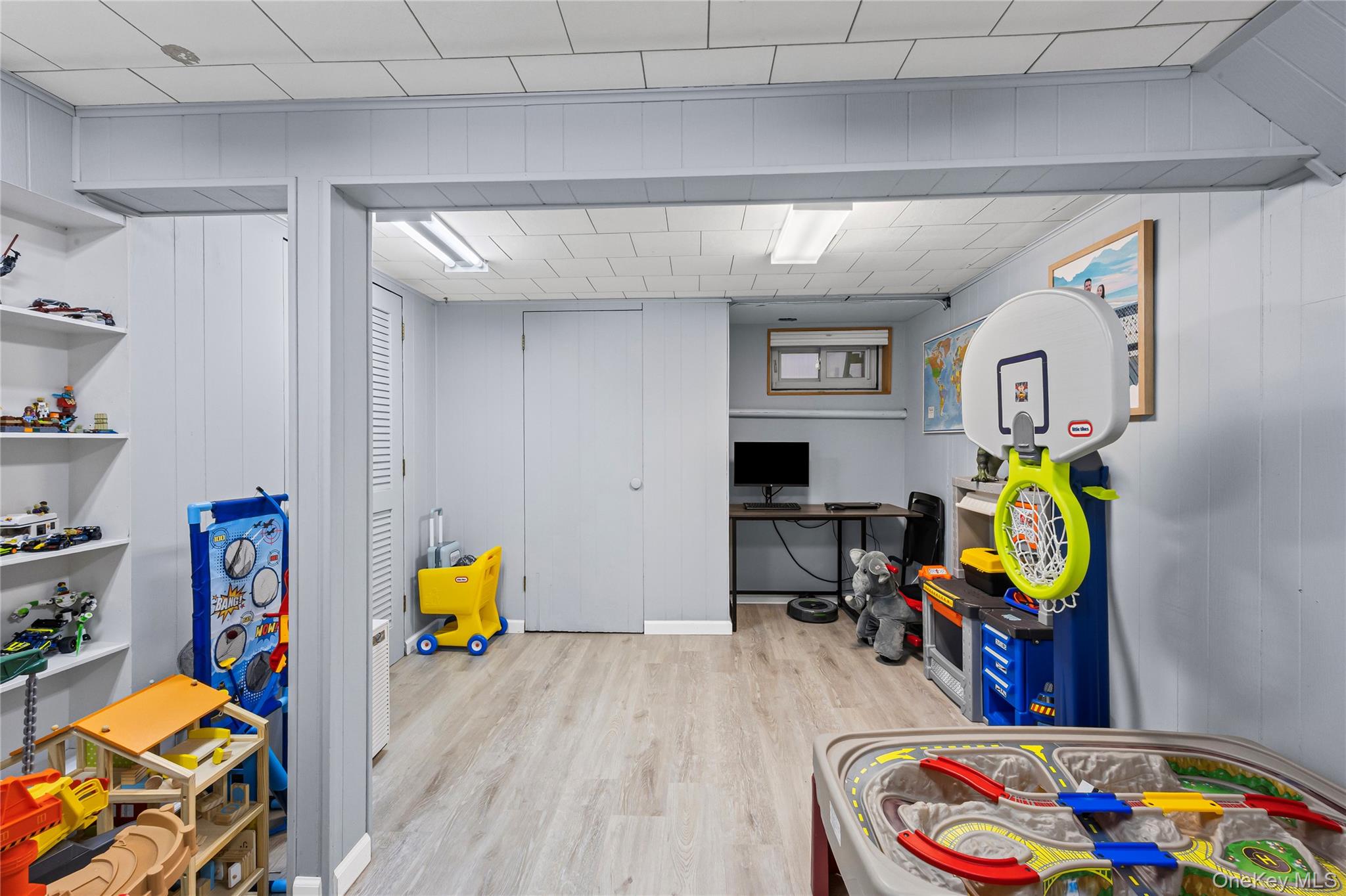 1734 Roberta Lane, Merrick, NY 11566