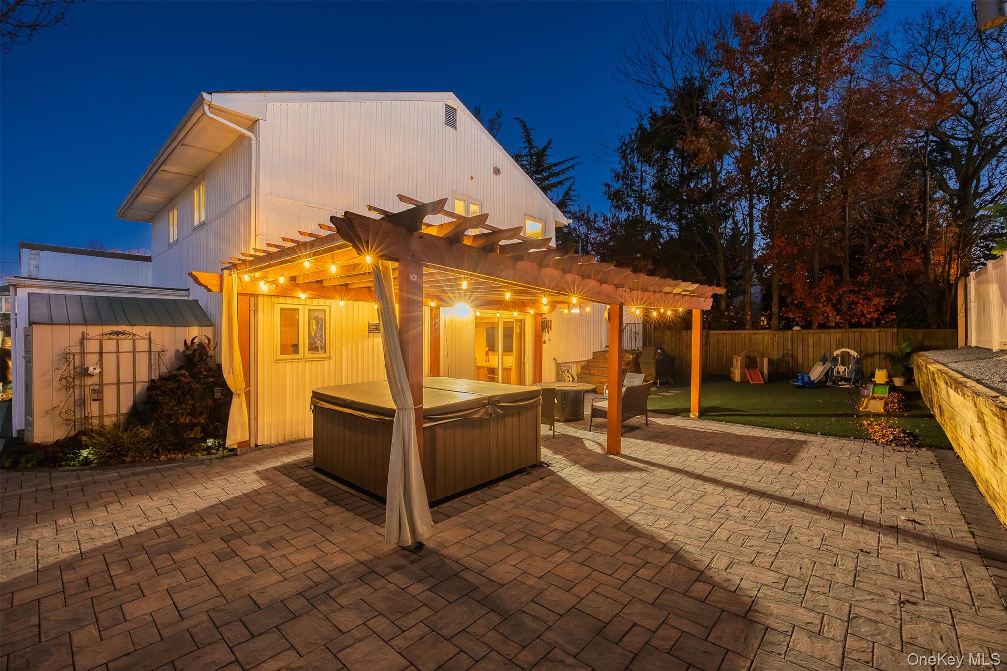 1734 Roberta Lane, Merrick, NY 11566