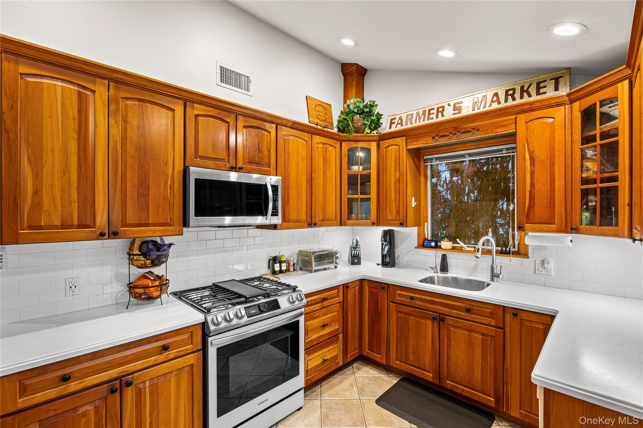 1734 Roberta Lane, Merrick, NY 11566