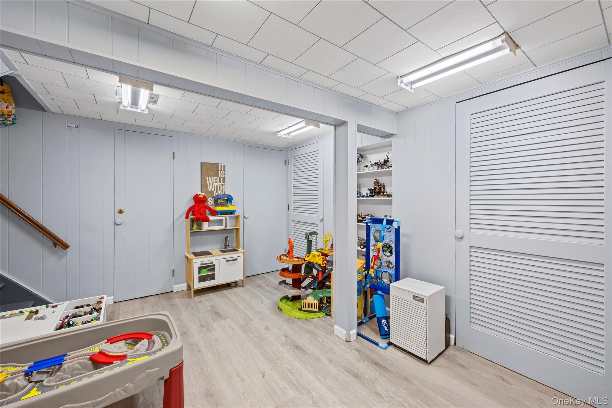 1734 Roberta Lane, Merrick, NY 11566