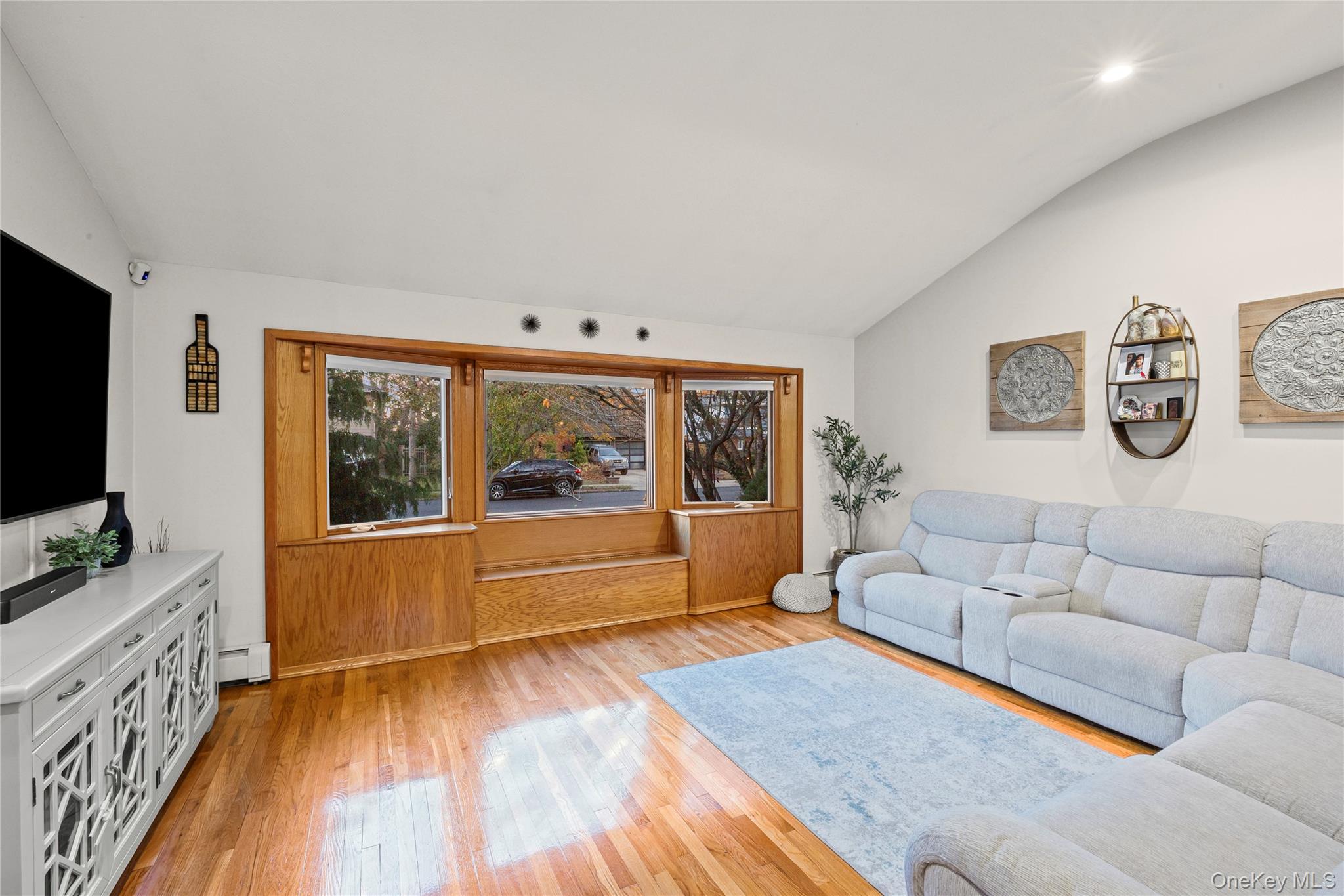 1734 Roberta Lane, Merrick, NY 11566