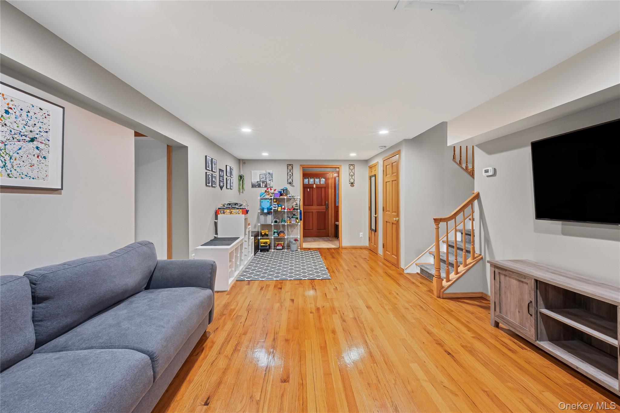 1734 Roberta Lane, Merrick, NY 11566