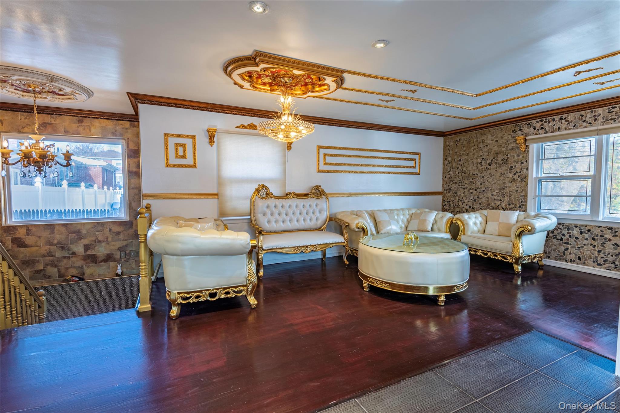 244-19 Grand Central Parkway, Douglaston, NY 11362