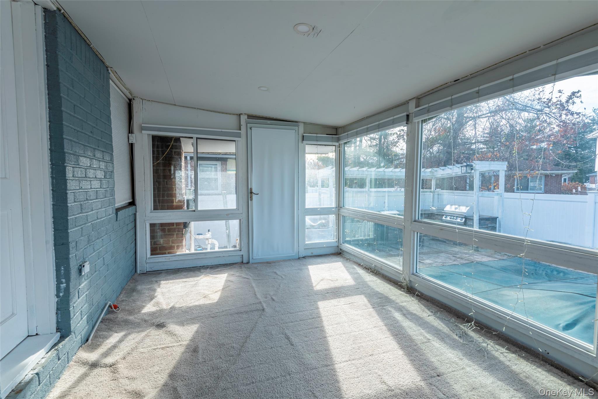 244-19 Grand Central Parkway, Douglaston, NY 11362