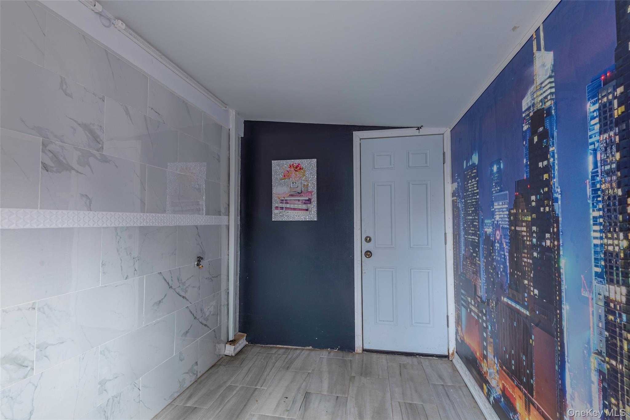 244-19 Grand Central Parkway, Douglaston, NY 11362